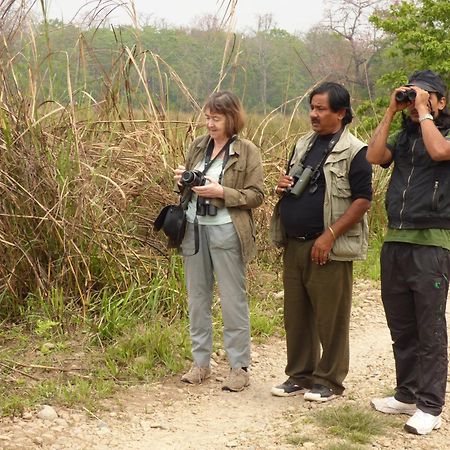 סאורהה Chitwan Gaida Lodge - Animal Lovers & Birdwatchers Paradise מראה חיצוני תמונה