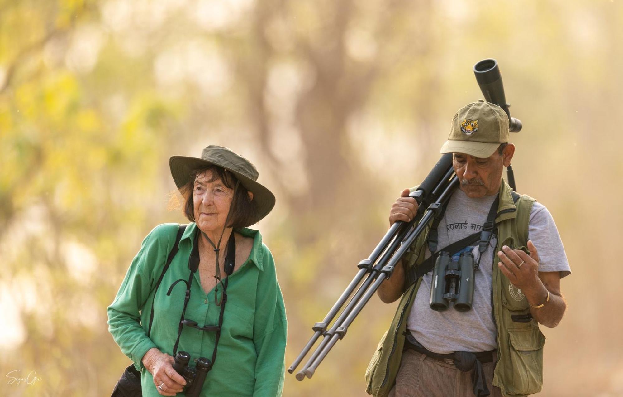 סאורהה Chitwan Gaida Lodge - Animal Lovers & Birdwatchers Paradise מראה חיצוני תמונה